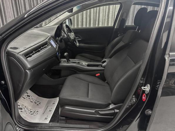 Honda Vezel I с пробегом 2017 года, цена 1 199 000 рублей, 180000 км, внедорожник, Автокод Объявления