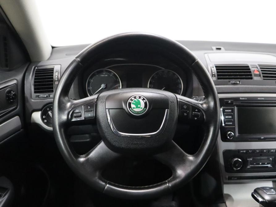 Skoda Octavia II (A5) Рестайлинг Москва  - изображение 14