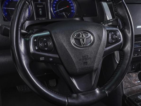 Toyota Camry VII (XV50) Рестайлинг с пробегом 2015 года, цена 1 669 000 рублей, 241380 км, седан, Автокод Объявления