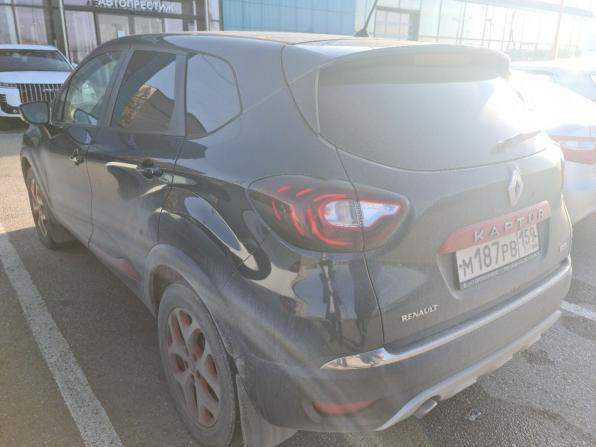 Renault Kaptur I с пробегом 2018 года, цена 1 625 000 рублей, 105997 км, внедорожник, Автокод Объявления