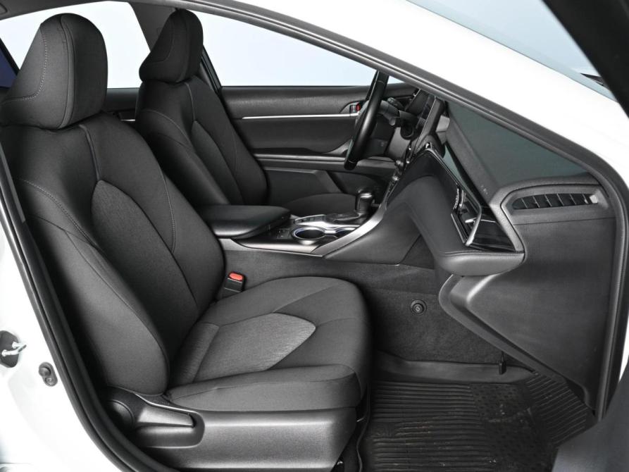 Toyota Camry VIII (XV70) Рестайлинг Ростов-на-Дону  - изображение 8