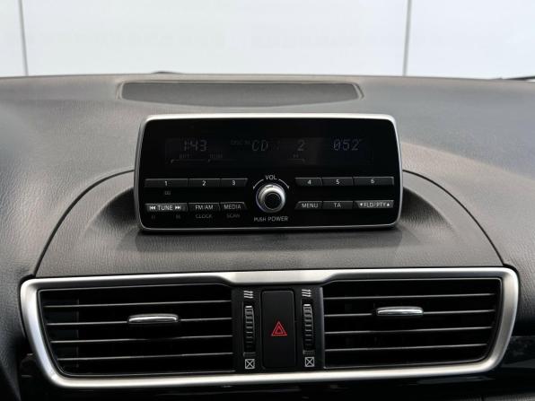 Mazda 3 III (BM) с пробегом 2014 года, цена 1 280 000 рублей, 207053 км, седан, Автокод Объявления