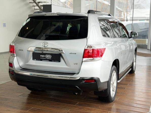 Toyota Highlander II (XU40) Рестайлинг с пробегом 2012 года, цена 1 749 000 рублей, 136137 км, внедорожник, Автокод Объявления