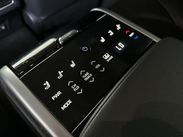 Toyota Camry VIII (XV70) с пробегом 2018 года, цена 2 175 000 рублей, 238690 км, седан, Автокод Объявления
