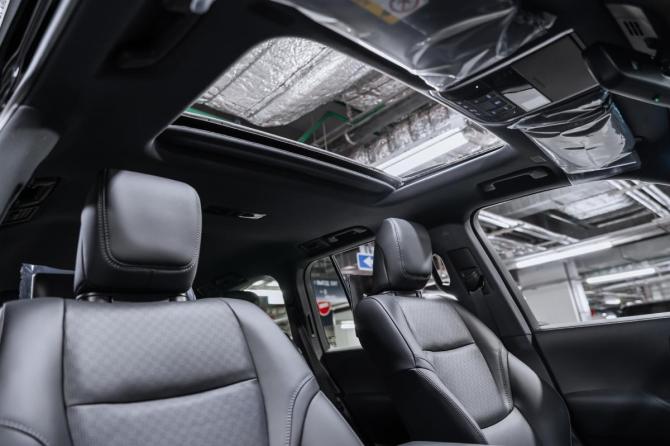 Новый Toyota Land Cruiser 300 Series 2026 года, цена 15 300 000 рублей, внедорожник, Автокод Объявления