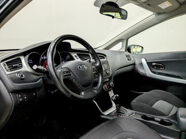 Kia Ceed II с пробегом 2014 года, цена 1 470 000 рублей, 57946 км, универсал, Автокод Объявления
