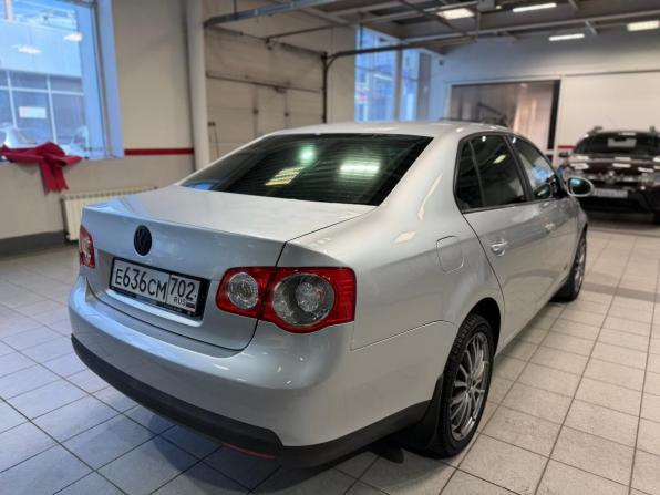 Volkswagen Jetta V с пробегом 2006 года, цена 490 000 рублей, 266066 км, седан, Автокод Объявления