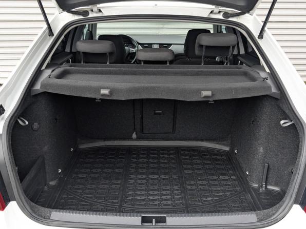 Skoda Octavia III (A7) Рестайлинг с пробегом 2019 года, цена 1 995 000 рублей, 118804 км, лифтбек, Автокод Объявления