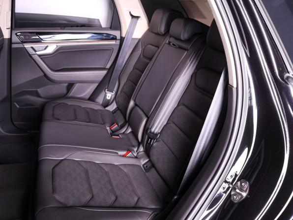 Volkswagen Touareg III с пробегом 2018 года, цена 4 700 000 рублей, 111678 км, внедорожник, Автокод Объявления