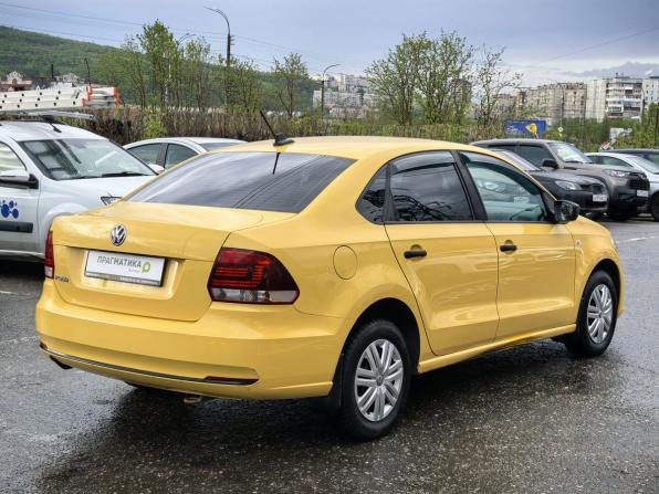Volkswagen Polo V Рестайлинг с пробегом 2019 года, цена 1 099 000 рублей, 65000 км, седан, Автокод Объявления