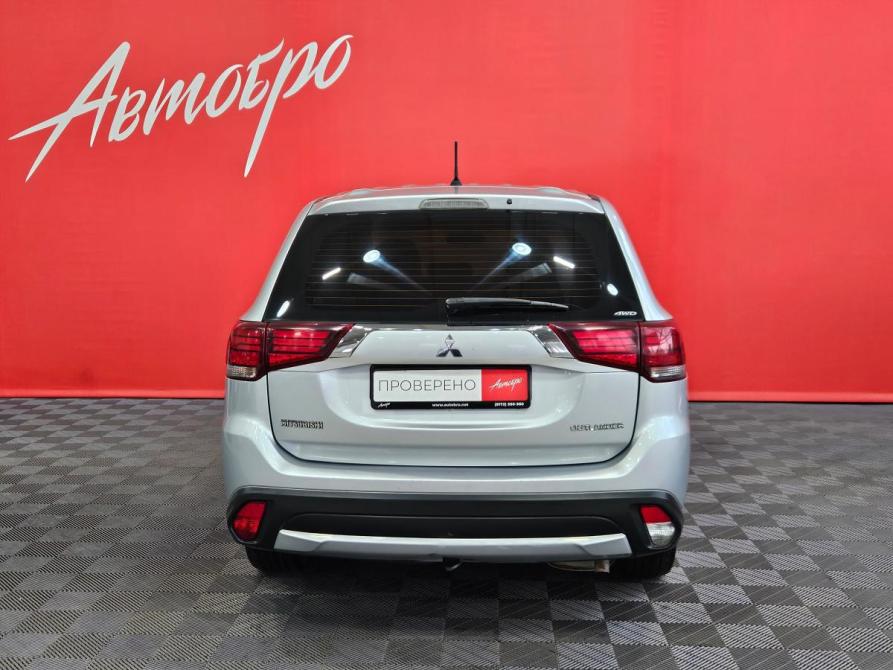 Mitsubishi Outlander III Рестайлинг 2 Вологда  - изображение 4