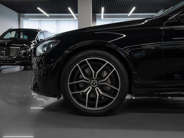 Mercedes-Benz E-Класс V (W213 S213 C238) Рестайлинг с пробегом 2020 года, цена 4 100 000 рублей, 107256 км, седан, Автокод Объявления