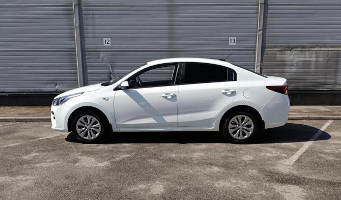 Kia Rio IV с пробегом 2018 года, цена 1 189 000 рублей, 89620 км, седан, Автокод Объявления