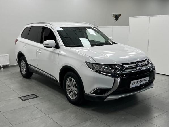 Mitsubishi Outlander III Рестайлинг 2 с пробегом 2017 года, цена 1 870 000 рублей, 139000 км, внедорожник, Автокод Объявления