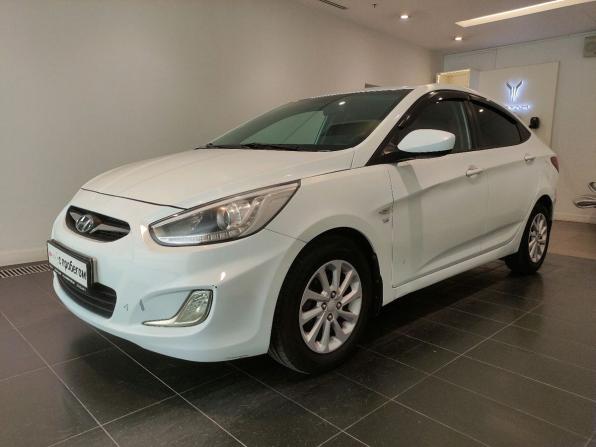 Hyundai Solaris I с пробегом 2013 года, цена 659 000 рублей, 117270 км, седан, Автокод Объявления