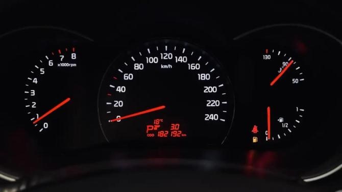 Kia Sorento II Рестайлинг с пробегом 2015 года, цена 1 650 000 рублей, 182000 км, внедорожник, Автокод Объявления