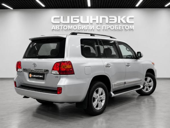 Toyota Land Cruiser 200 Series Рестайлинг 1 с пробегом 2013 года, цена 3 150 000 рублей, 325000 км, внедорожник, Автокод Объявления