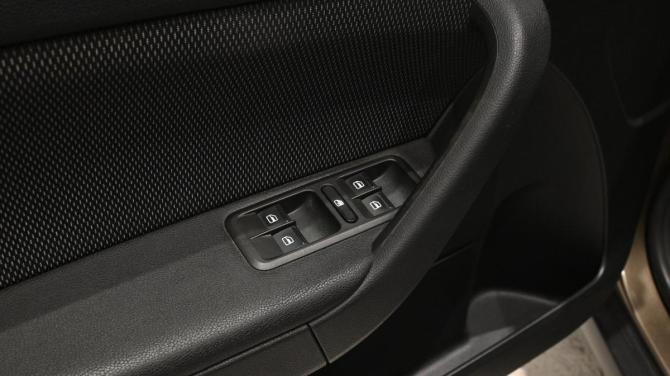 Skoda Yeti I с пробегом 2012 года, цена 795 000 рублей, 130000 км, внедорожник, Автокод Объявления