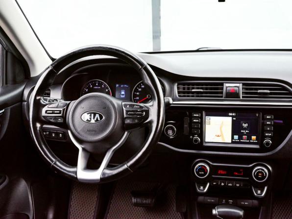 Kia Rio IV с пробегом 2018 года, цена 1 489 000 рублей, 111636 км, седан, Автокод Объявления