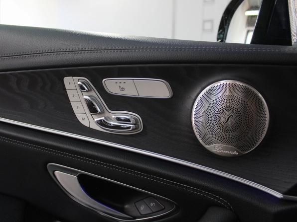 Mercedes-Benz E-Класс V (W213 S213 C238) Рестайлинг с пробегом 2021 года, цена 4 650 000 рублей, 65575 км, седан, Автокод Объявления