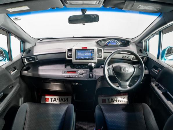 Honda Freed I Рестайлинг с пробегом 2013 года, цена 1 080 000 рублей, 148834 км, компактвэн, Автокод Объявления