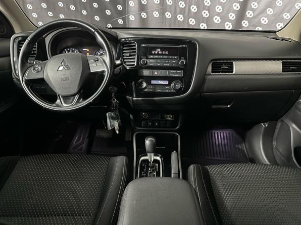 Mitsubishi Outlander III Рестайлинг 2 с пробегом 2017 года, цена 1 980 000 рублей, 116200 км, внедорожник, Автокод Объявления
