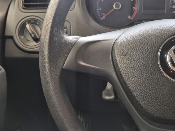 Volkswagen Polo V с пробегом 2015 года, цена 799 000 рублей, 94799 км, седан, Автокод Объявления