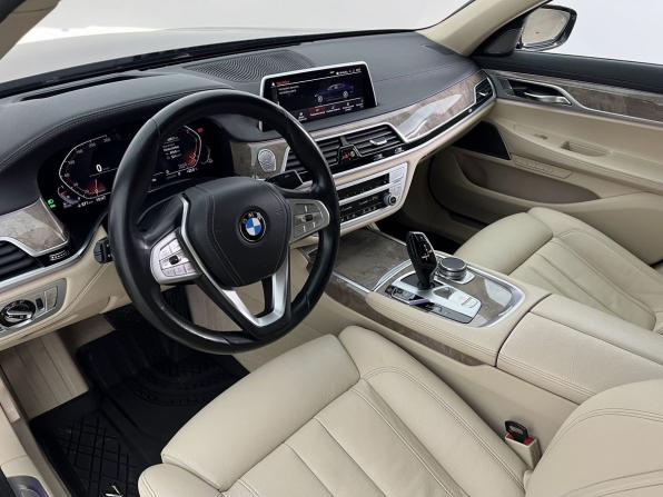 BMW 7 серии VI (G11/G12) Рестайлинг с пробегом 2019 года, цена 6 999 000 рублей, 69616 км, седан, Автокод Объявления