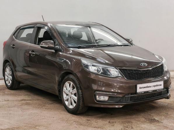 Kia Rio III Рестайлинг с пробегом 2017 года, цена 1 200 000 рублей, 74950 км, хэтчбек, Автокод Объявления