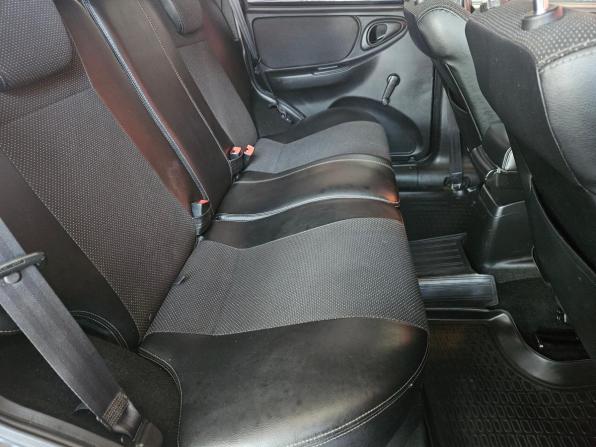 Chevrolet Niva I Рестайлинг с пробегом 2015 года, цена 640 000 рублей, 85669 км, внедорожник, Автокод Объявления