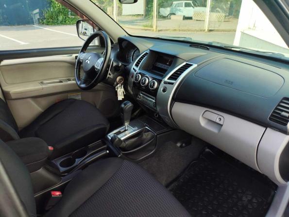 Mitsubishi Pajero Sport II с пробегом 2013 года, цена 1 750 000 рублей, 137000 км, внедорожник, Автокод Объявления