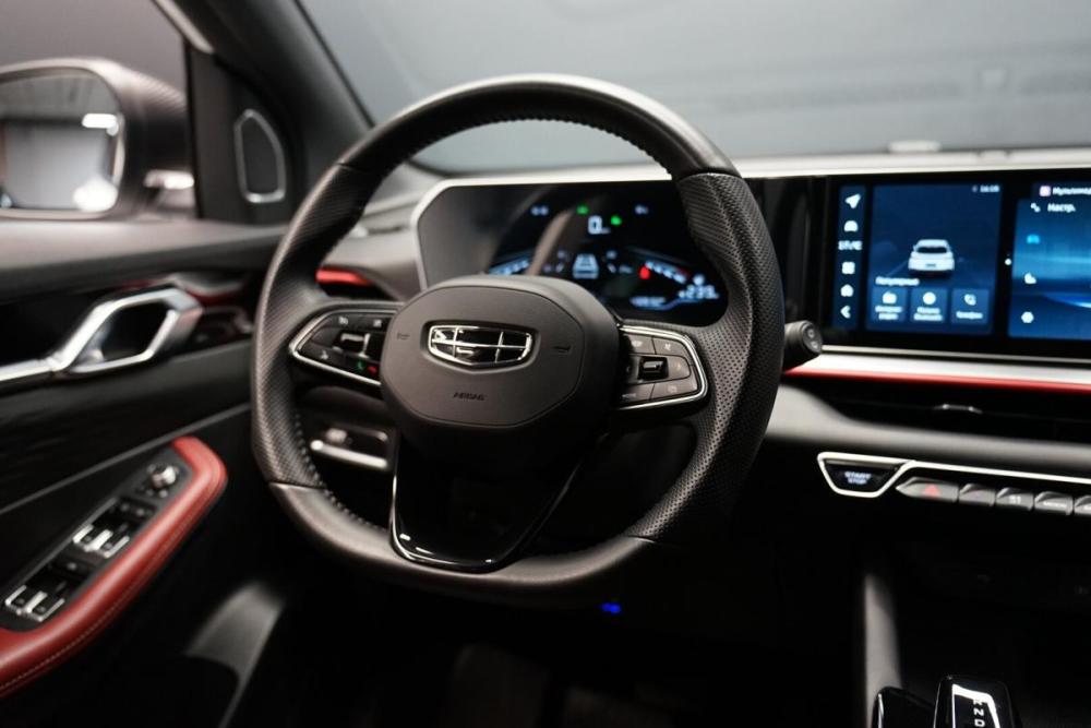 Geely Coolray I Рестайлинг Крым  - изображение 12