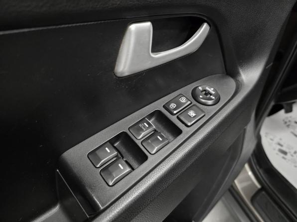 Kia Sportage III с пробегом 2013 года, цена 1 170 000 рублей, 160000 км, внедорожник, Автокод Объявления