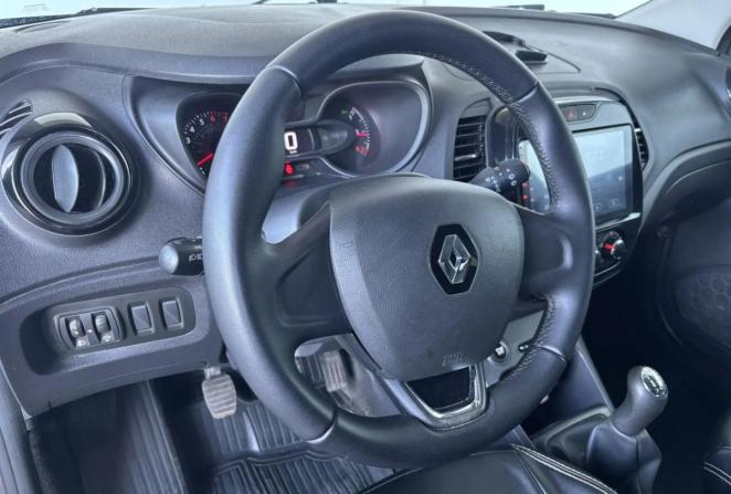 Renault Kaptur I с пробегом 2017 года, цена 1 350 000 рублей, 73858 км, внедорожник, Автокод Объявления