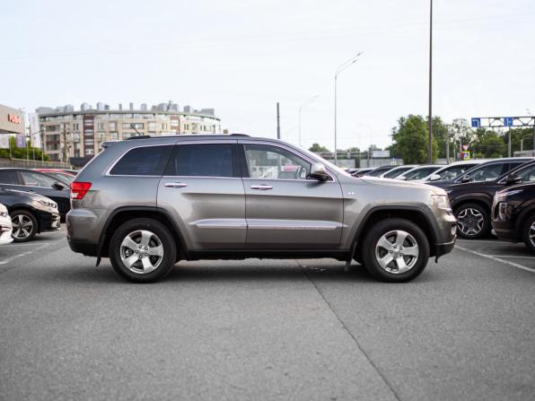 Jeep Grand Cherokee IV (WK2) с пробегом 2012 года, цена 1 415 000 рублей, 185888 км, внедорожник, Автокод Объявления