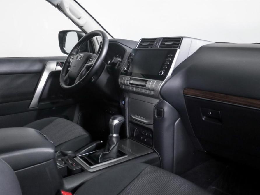 Toyota Land Cruiser Prado 150 Series Рестайлинг 3 Москва  - изображение 9