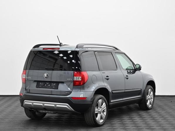 Skoda Yeti I Рестайлинг с пробегом 2017 года, цена 1 449 000 рублей, 114000 км, внедорожник, Автокод Объявления