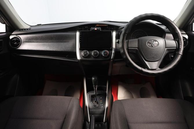 Toyota Corolla XI (E160 E170) Рестайлинг 2 с пробегом 2018 года, цена 1 599 000 рублей, 116000 км, универсал, Автокод Объявления