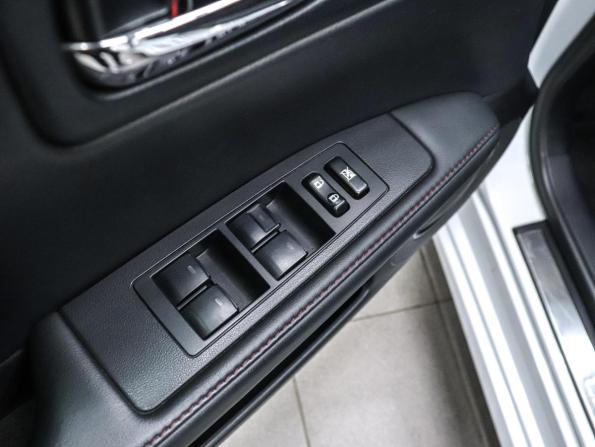 Lexus ES VI с пробегом 2015 года, цена 2 049 000 рублей, 192940 км, седан, Автокод Объявления
