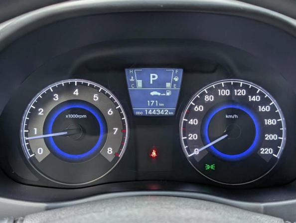 Hyundai Solaris I с пробегом 2013 года, цена 849 000 рублей, 144339 км, хэтчбек, Автокод Объявления