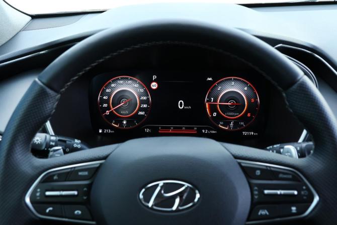 Hyundai Santa Fe IV Рестайлинг с пробегом 2021 года, цена 3 995 000 рублей, 72118 км, внедорожник, Автокод Объявления