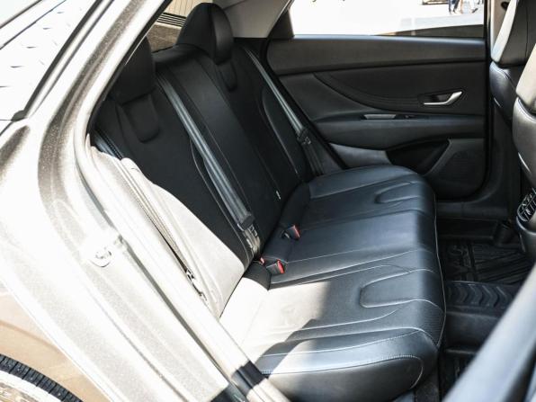 Hyundai Elantra VII (CN7) Рестайлинг с пробегом 2023 года, цена 2 099 000 рублей, 56987 км, седан, Автокод Объявления