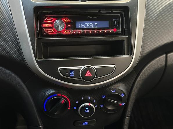 Hyundai Solaris I с пробегом 2012 года, цена 830 000 рублей, 89239 км, седан, Автокод Объявления