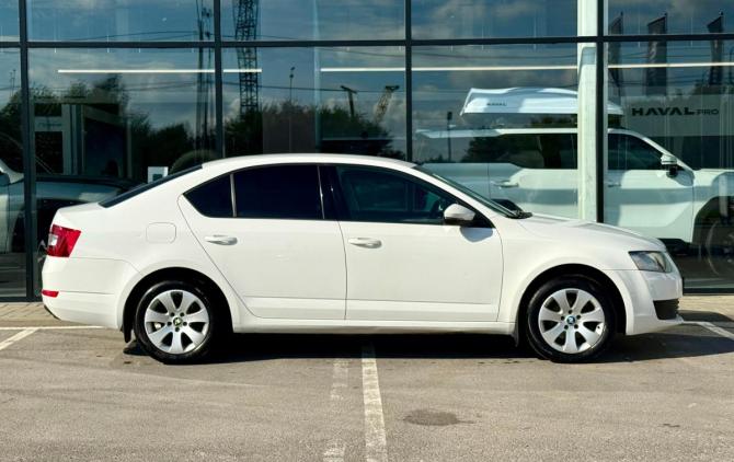 Skoda Octavia III (A7) с пробегом 2013 года, цена 895 000 рублей, 291478 км, лифтбек, Автокод Объявления