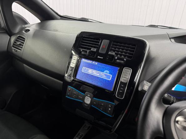 Nissan Leaf I (ZE0/AZE0) с пробегом 2014 года, цена 847 000 рублей, 176932 км, хэтчбек, Автокод Объявления