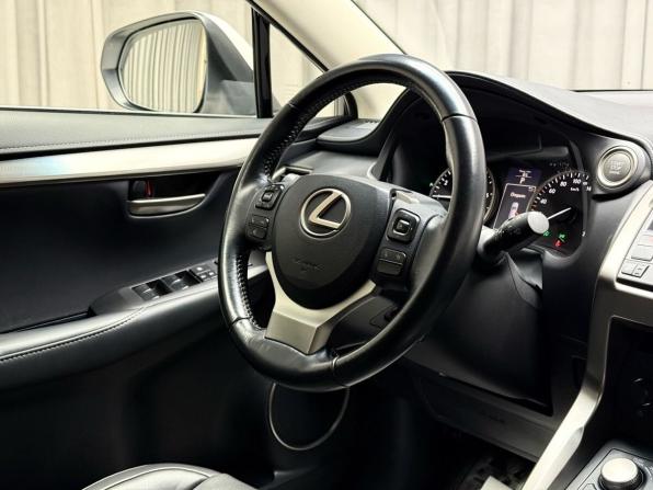 Lexus NX I с пробегом 2015 года, цена 2 749 000 рублей, 59117 км, внедорожник, Автокод Объявления