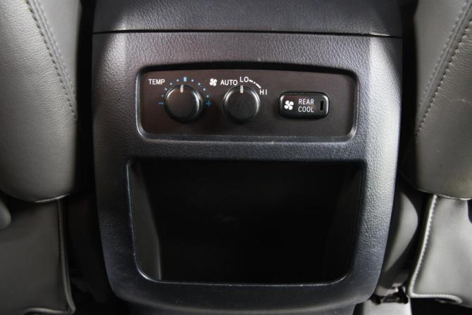 Toyota Land Cruiser Prado 120 Series с пробегом 2007 года, цена 1 999 000 рублей, 272000 км, внедорожник, Автокод Объявления