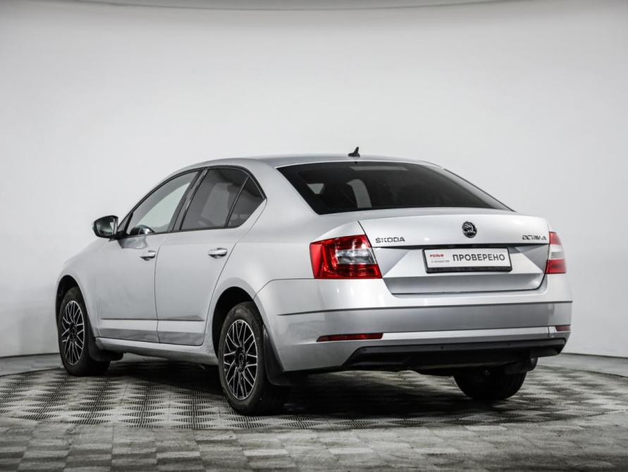Skoda Octavia III (A7) Рестайлинг Санкт-Петербург  - изображение 7