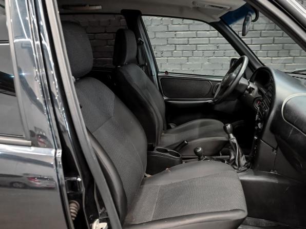Chevrolet Niva I Рестайлинг с пробегом 2018 года, цена 800 000 рублей, 125525 км, внедорожник, Автокод Объявления