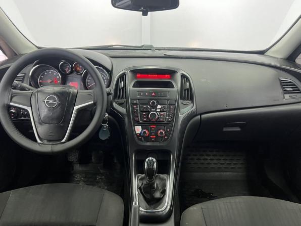 Opel Astra J с пробегом 2011 года, цена 599 000 рублей, 164374 км, хэтчбек, Автокод Объявления
